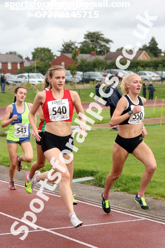 Womens under-17s 1500 metres, Northern Under-17s/U-15s and U13s Champs, Leigh Sports Village, Leigh. Photo: David T. Hewitson/Sports for All Pics